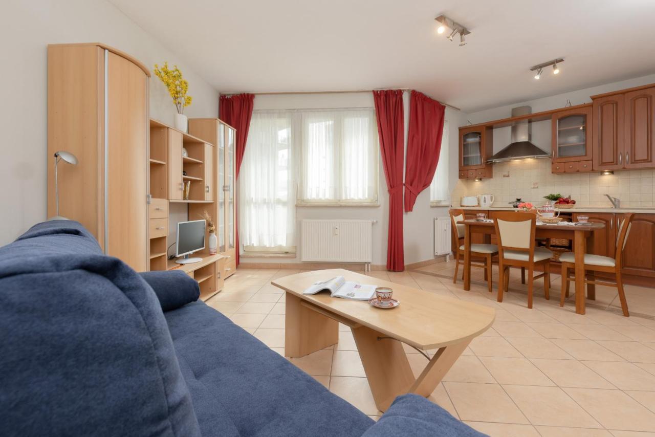 Pejzażowa Apartment Metro Wilanowska Mokotów by Renters Warszawa Zewnętrze zdjęcie