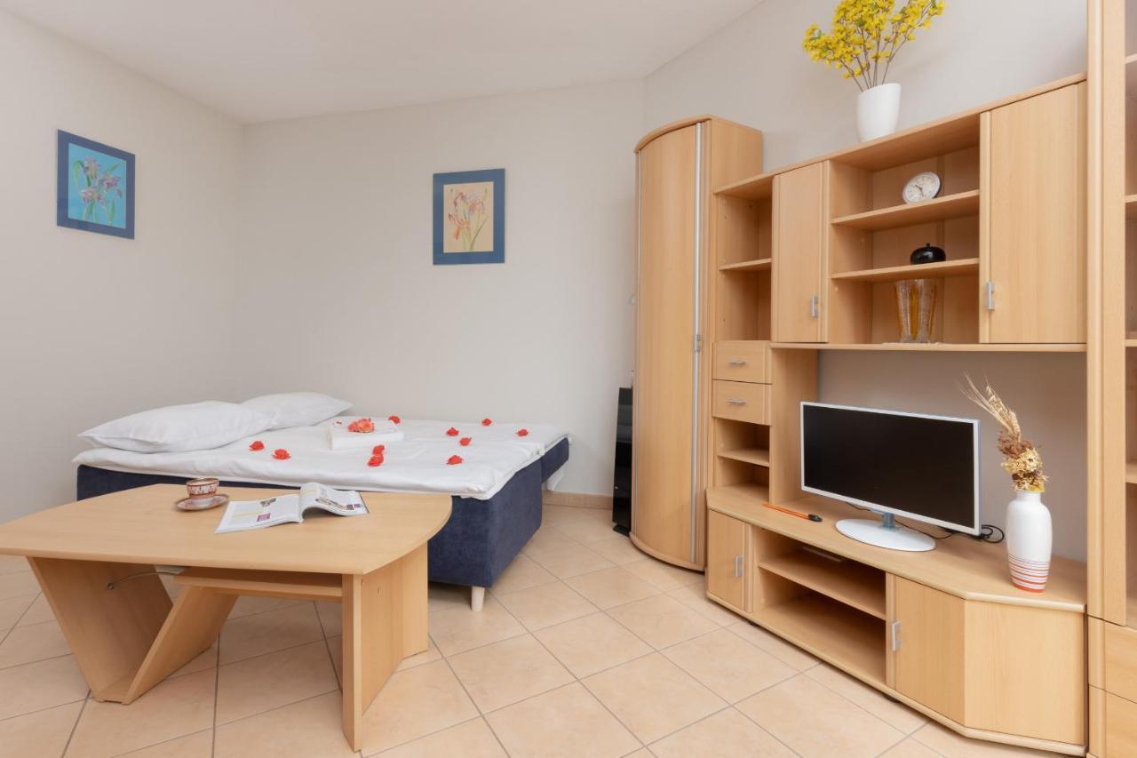 Pejzażowa Apartment Metro Wilanowska Mokotów by Renters Warszawa Zewnętrze zdjęcie